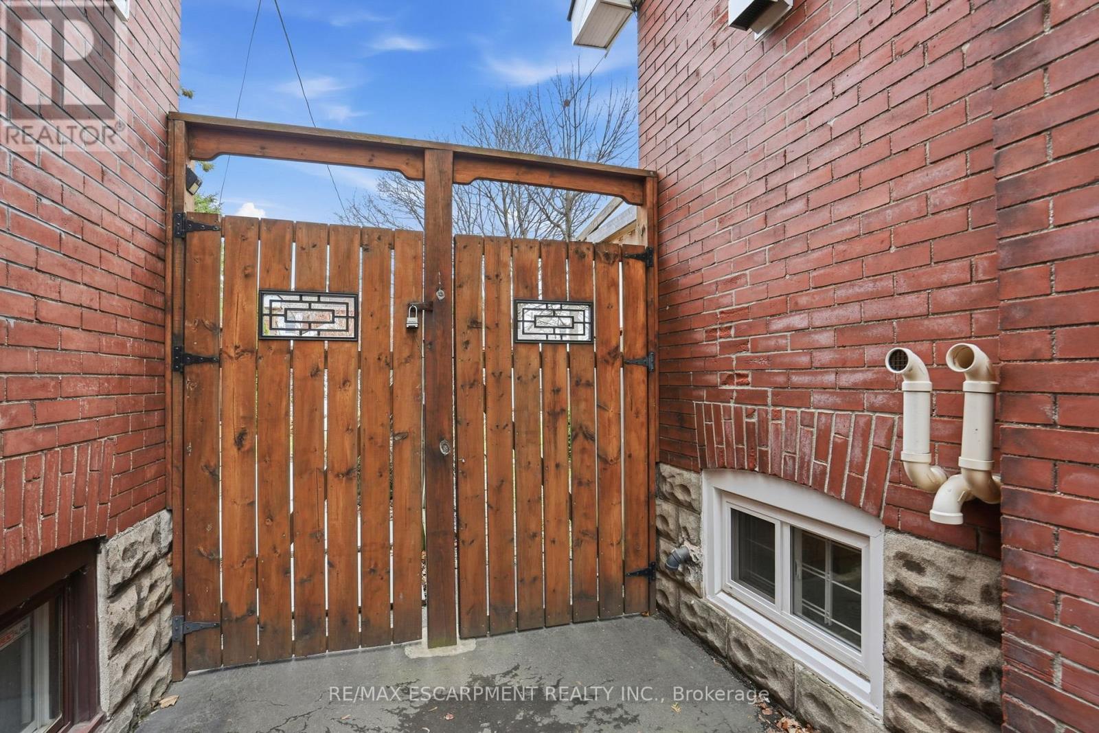 223 Park Row, Hamilton, Ontario  L8K 2K4 - Photo 48 - X12897048