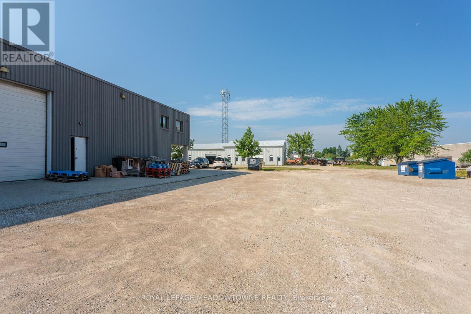 B - 685 Speedvale Avenue, Guelph (Willow West/sugarbush/west Acres), Ontario  N1K 1E6 - Photo 8 - X12897116