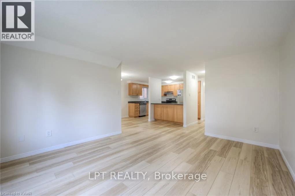 Unit: Main - 118 Bush Clover Crescent, Waterloo, Ontario  N2E 3P8 - Photo 14 - X12897126