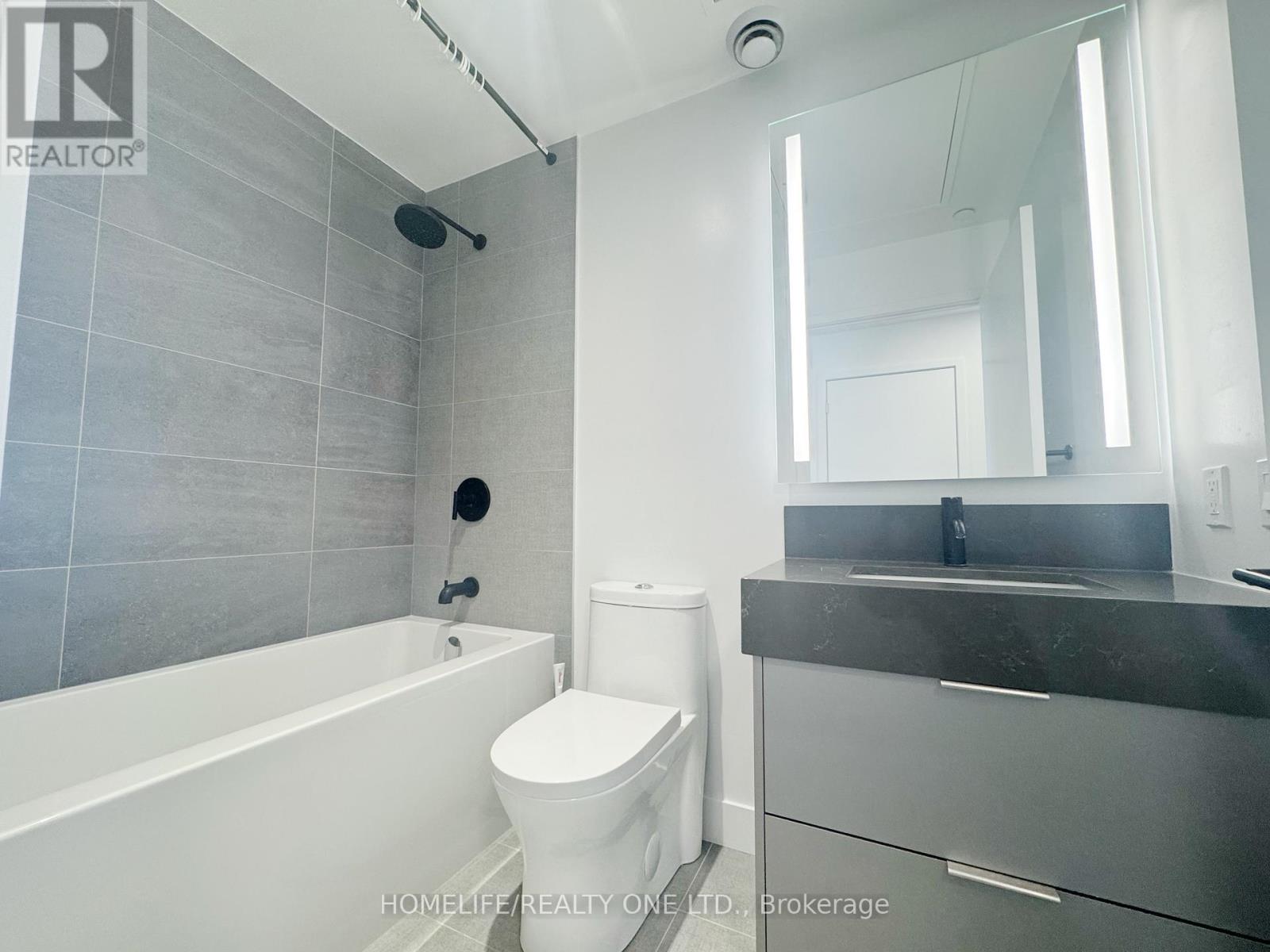 2201 - 308 Jarvis Street, Toronto (Church-Yonge Corridor), Ontario  M5B 0E3 - Photo 4 - C12896888