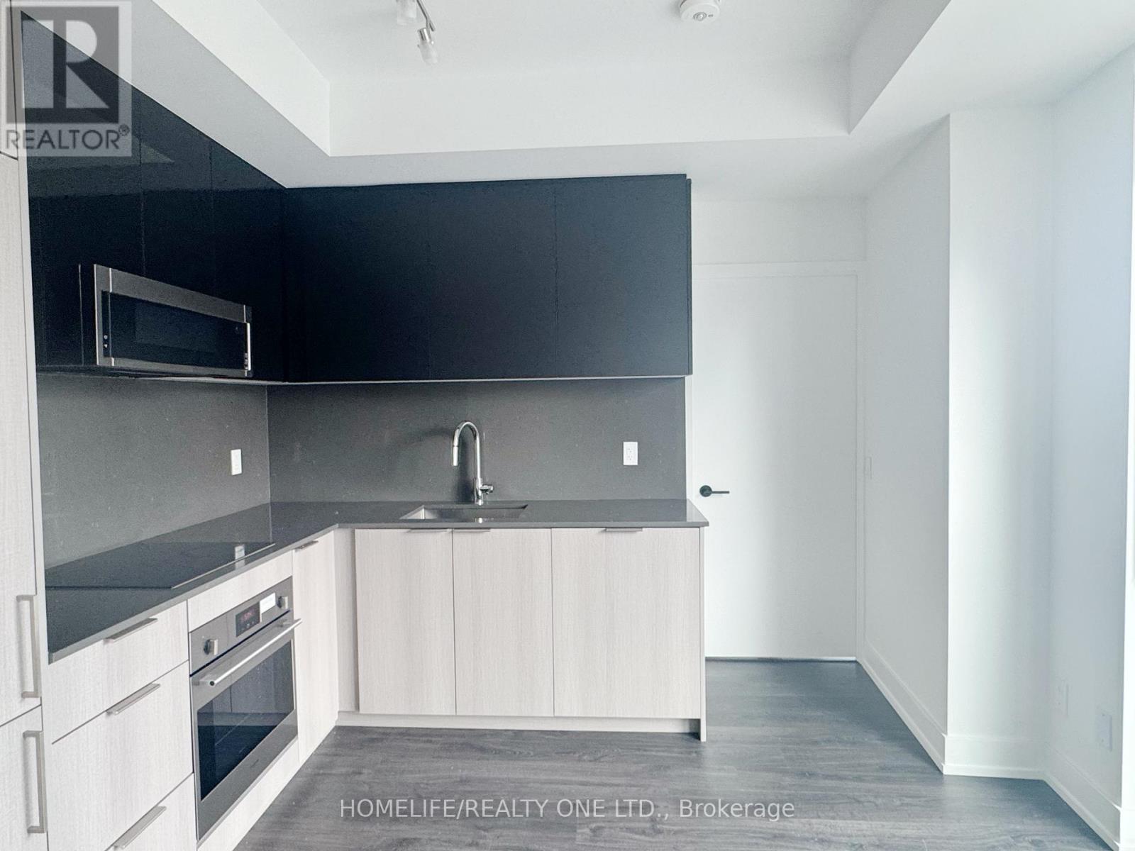 2201 - 308 Jarvis Street, Toronto (Church-Yonge Corridor), Ontario  M5B 0E3 - Photo 3 - C12896888