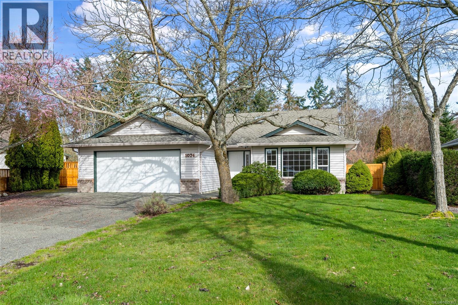 1074 Tara Cres, French Creek, British Columbia  V9P 2W5 - Photo 1 - 1029303