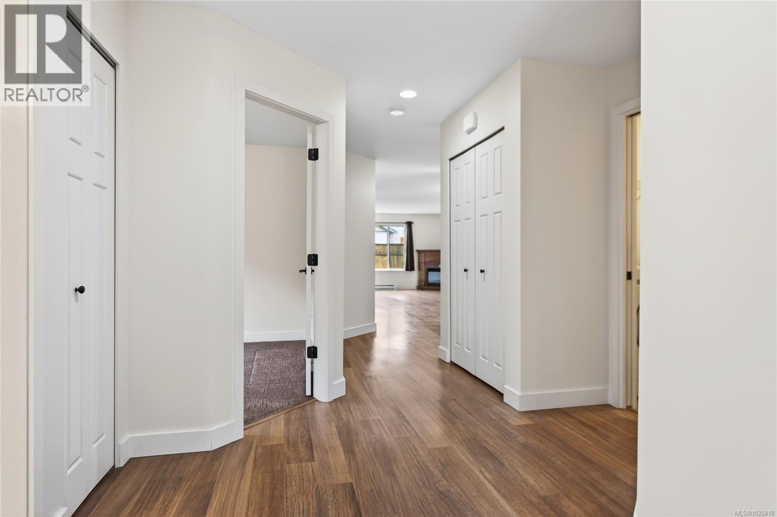 8 3400 Coniston Cres, Cumberland, British Columbia  V0R 1S0 - Photo 8 - 1028418