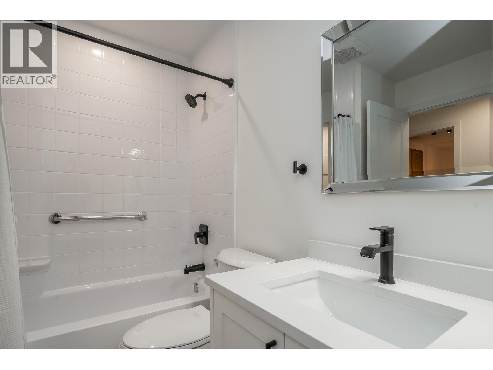 309 9101 Horne Street, Burnaby, British Columbia  V3N 4M3 - Photo 13 - R3101043