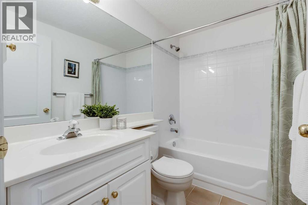 38 Scimitar Circle Nw, Calgary, Alberta  T3L 2C8 - Photo 32 - A2292115