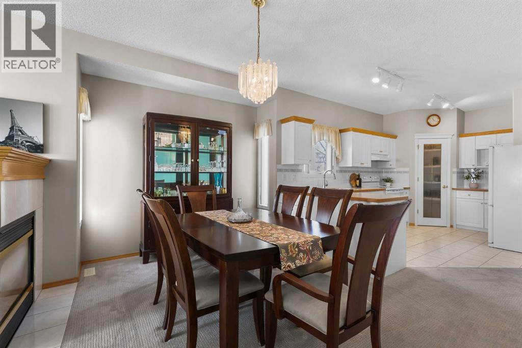 38 Scimitar Circle Nw, Calgary, Alberta  T3L 2C8 - Photo 9 - A2292115