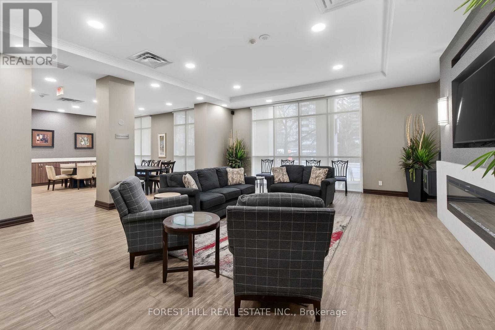 505 - 335 Rathburn Road W, Mississauga, Ontario  L5B 0C8 - Photo 32 - W12897074