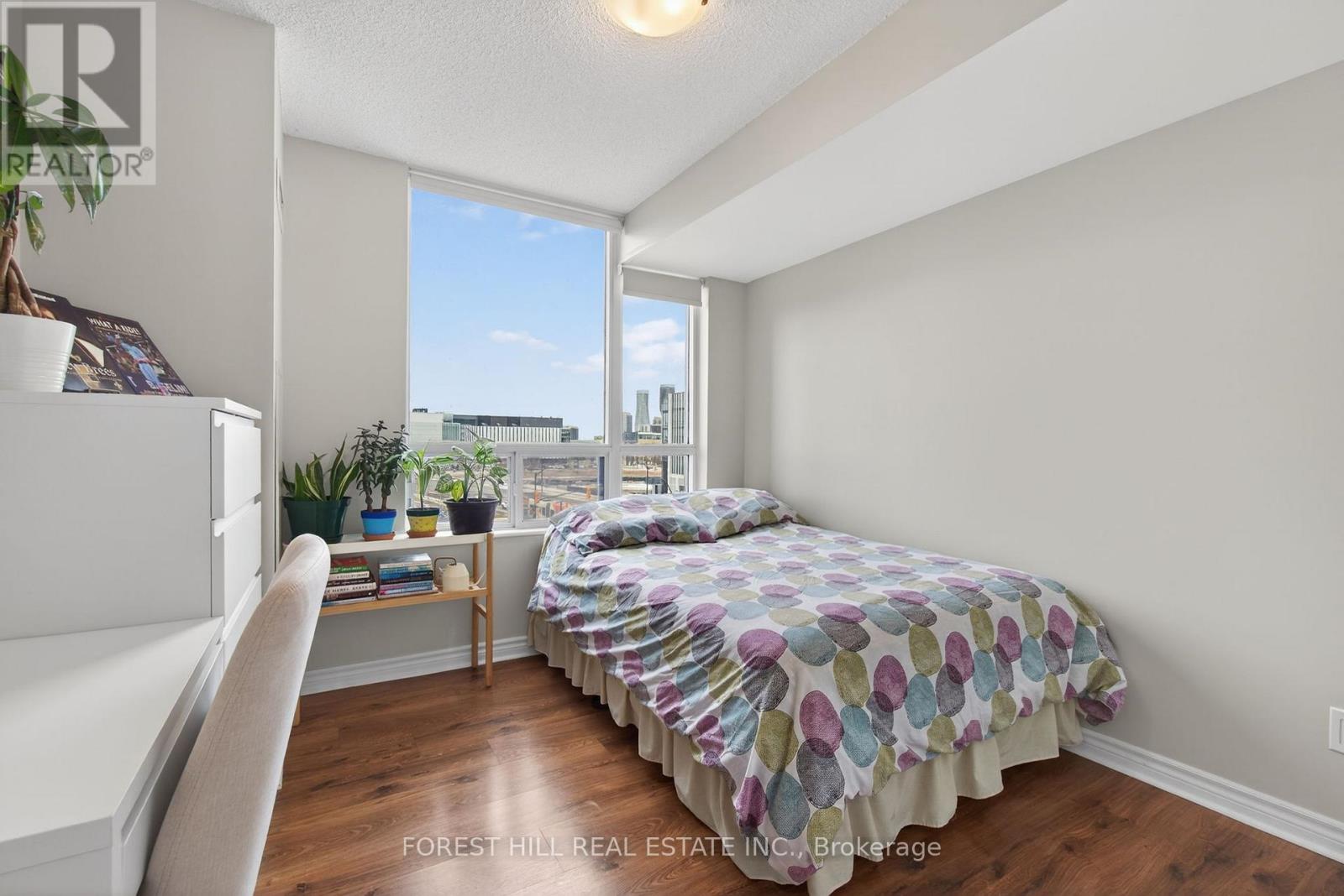 505 - 335 Rathburn Road W, Mississauga, Ontario  L5B 0C8 - Photo 25 - W12897074