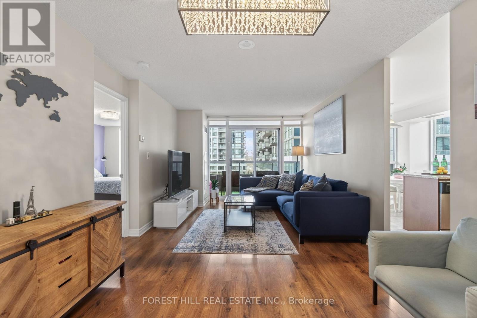 505 - 335 Rathburn Road W, Mississauga, Ontario  L5B 0C8 - Photo 7 - W12897074