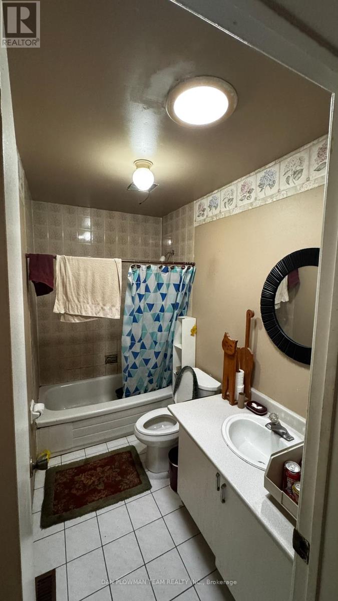 42 Plumridge Court, Ajax, Ontario  L1S 3Z8 - Photo 6 - E12893020