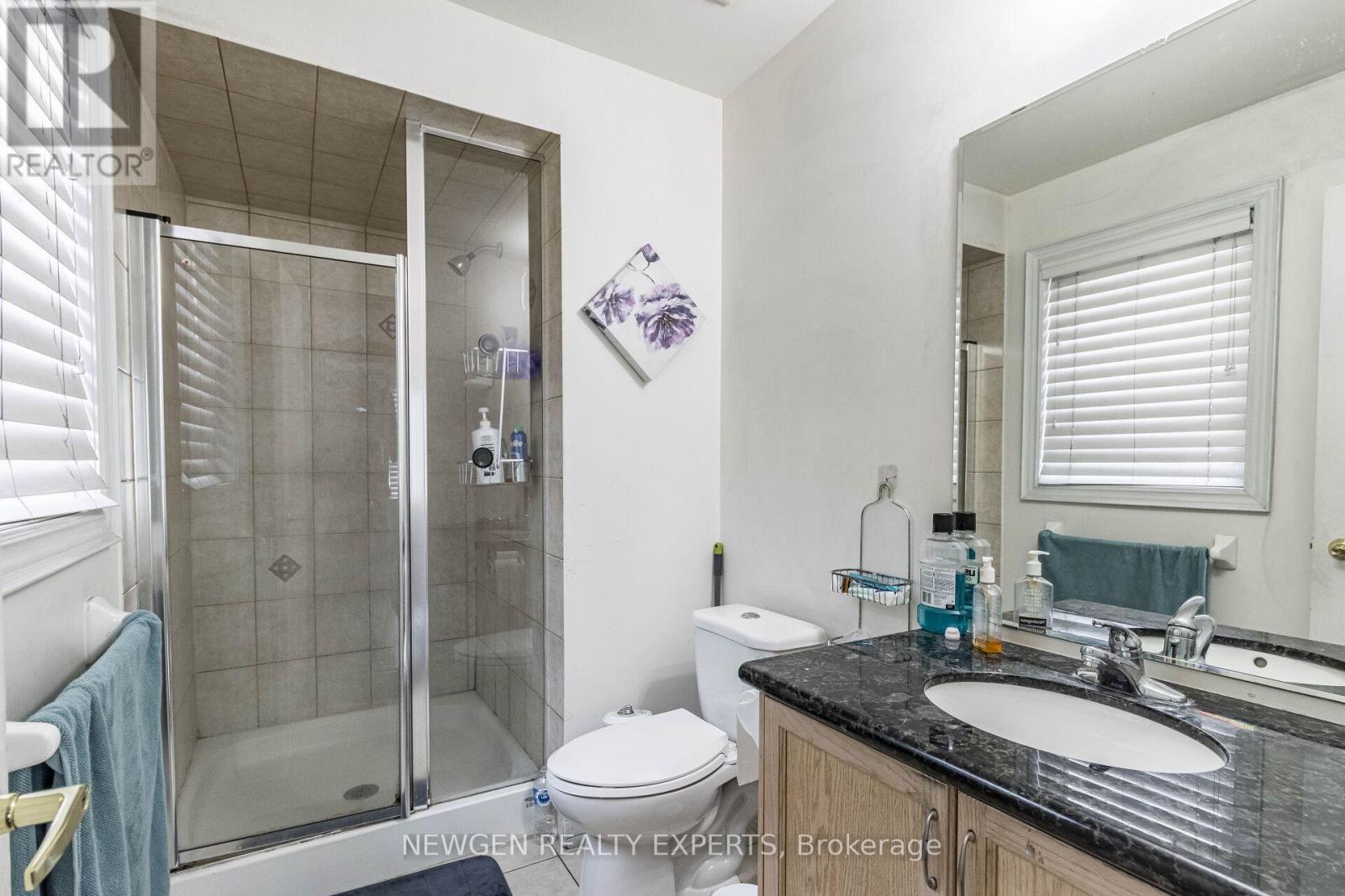 30 Rampart Drive, Brampton (Vales Of Castlemore North), Ontario  L6P 2Z1 - Photo 38 - W12896628