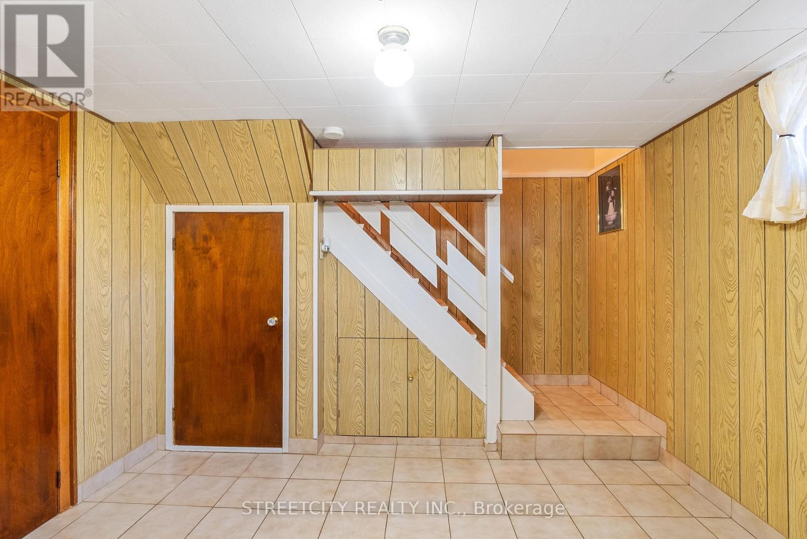 306 Burlington Crescent, London South (South J), Ontario  N5Z 3G5 - Photo 25 - X12896778