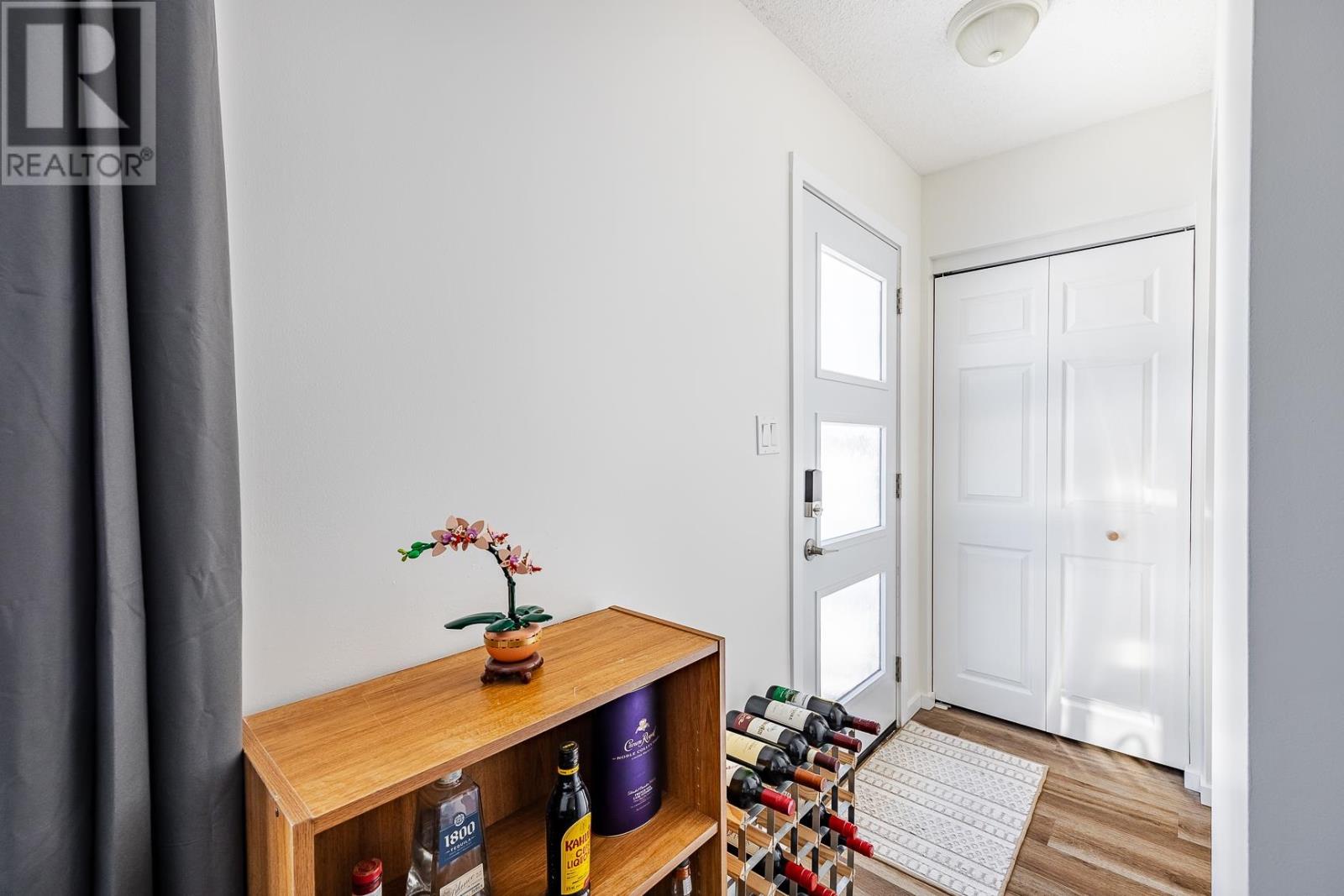 93 Pozzebon Cres, Sault Ste. Marie, Ontario  P6C 6B4 - Photo 4 - SM260498