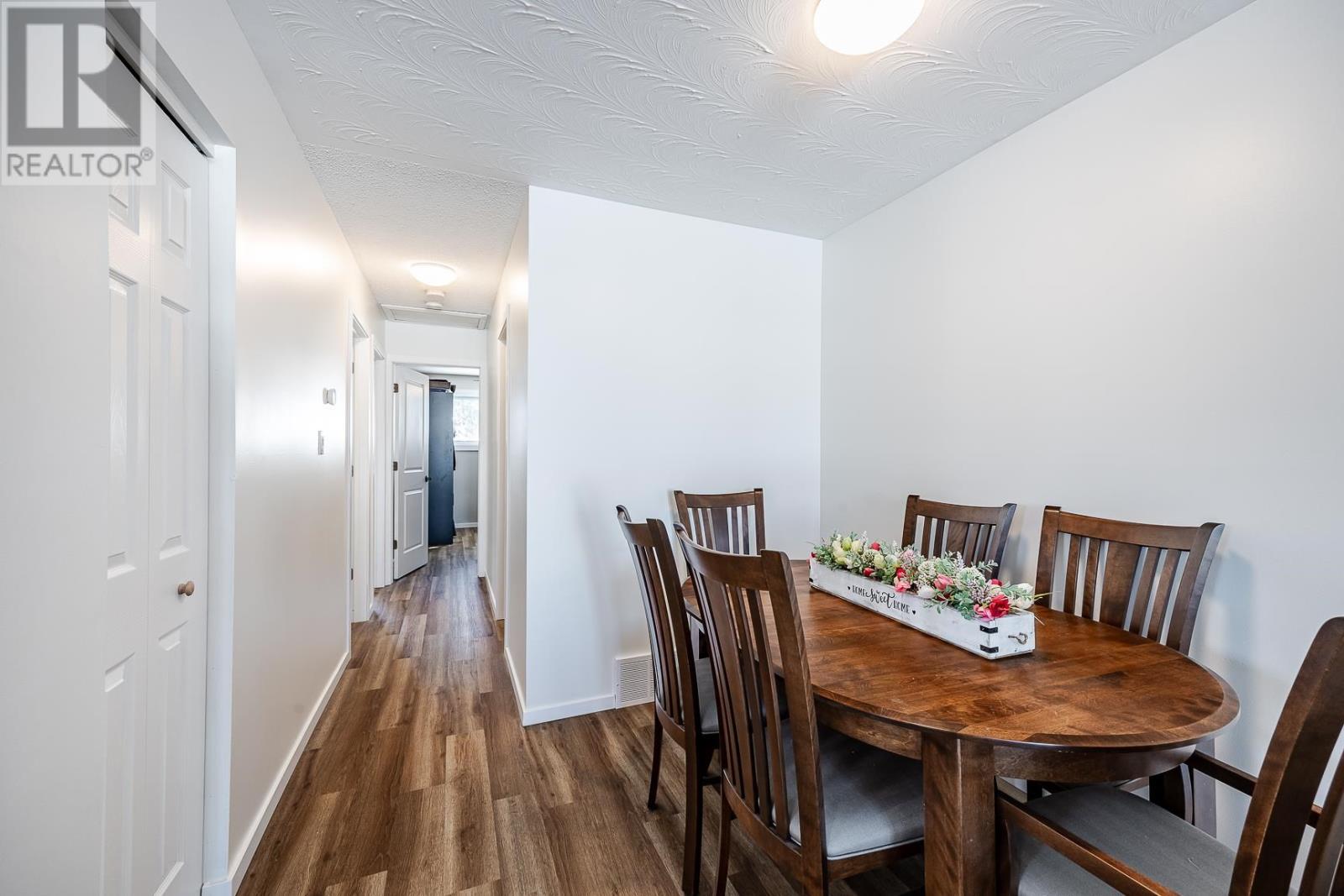 93 Pozzebon Cres, Sault Ste. Marie, Ontario  P6C 6B4 - Photo 8 - SM260498