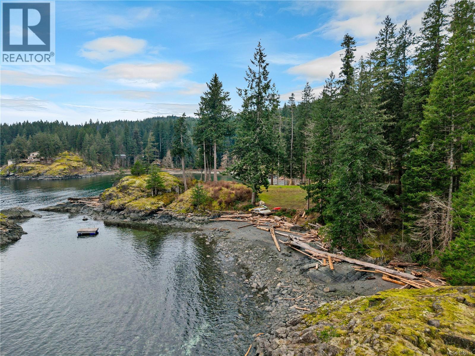 1862 Lakberg Rd, Quadra Island, British Columbia  V0P 1H0 - Photo 2 - 1029316