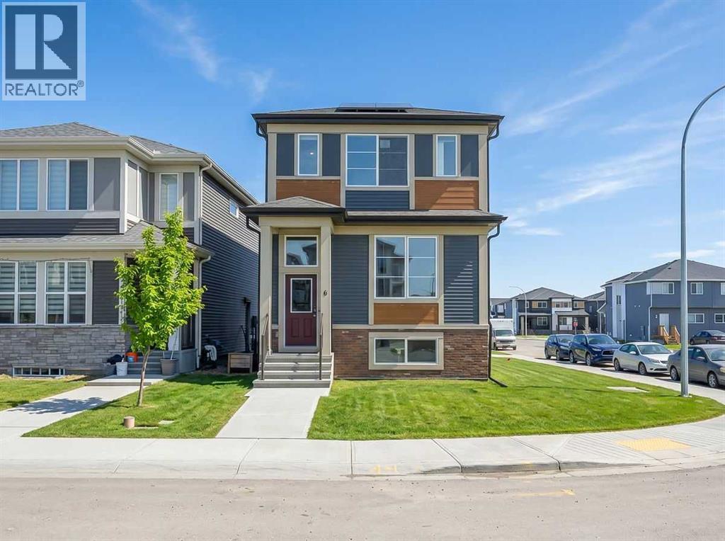 6 Corner Glen Common Ne, Calgary, Alberta  T3N 2L5 - Photo 1 - A2293437