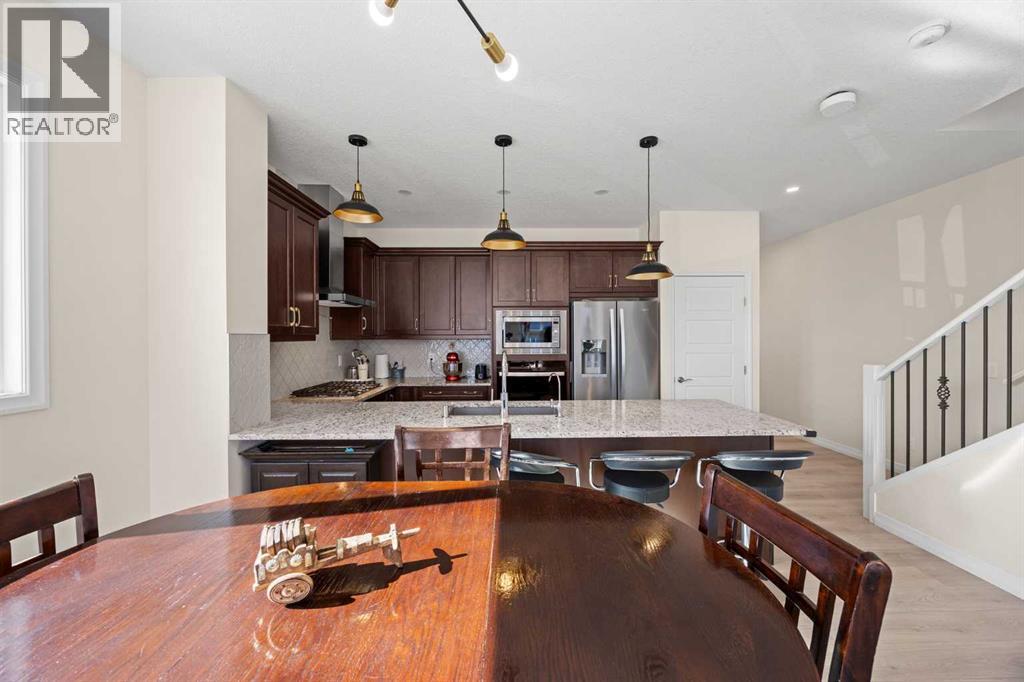 6 Corner Glen Common Ne, Calgary, Alberta  T3N 2L5 - Photo 11 - A2293437