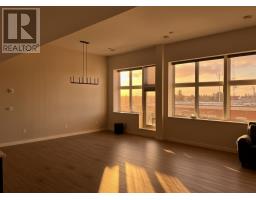 2416 96 HIGH ST, THUNDER BAY, Ontario