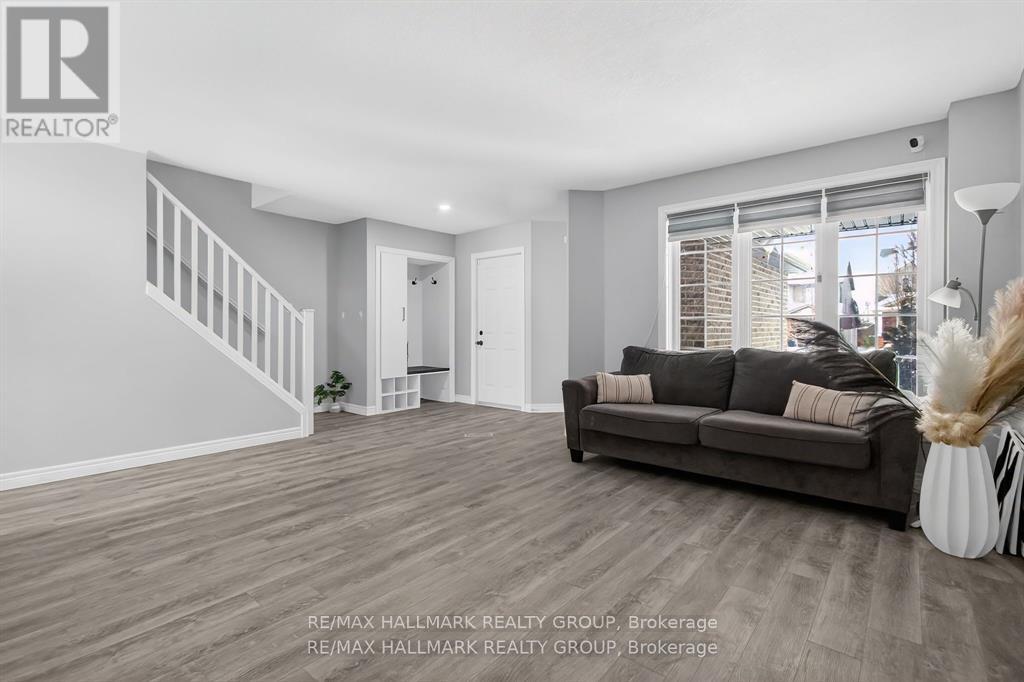 256 Mcmahen Street, London East (East G), Ontario  N5Y 0A2 - Photo 7 - X12897186