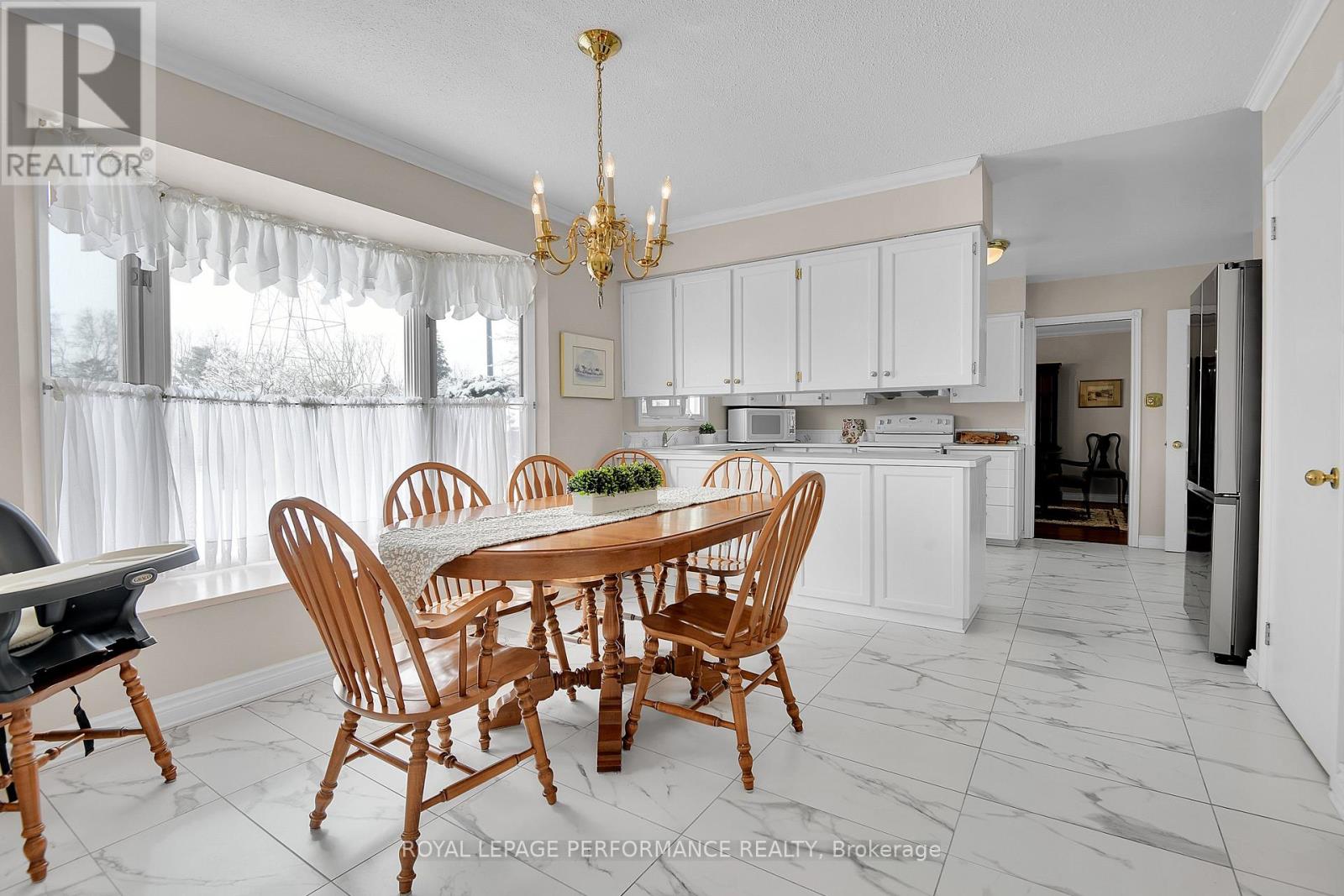 15 Woodfern Court, Ottawa, Ontario  K2H 8Y9 - Photo 14 - X12897204