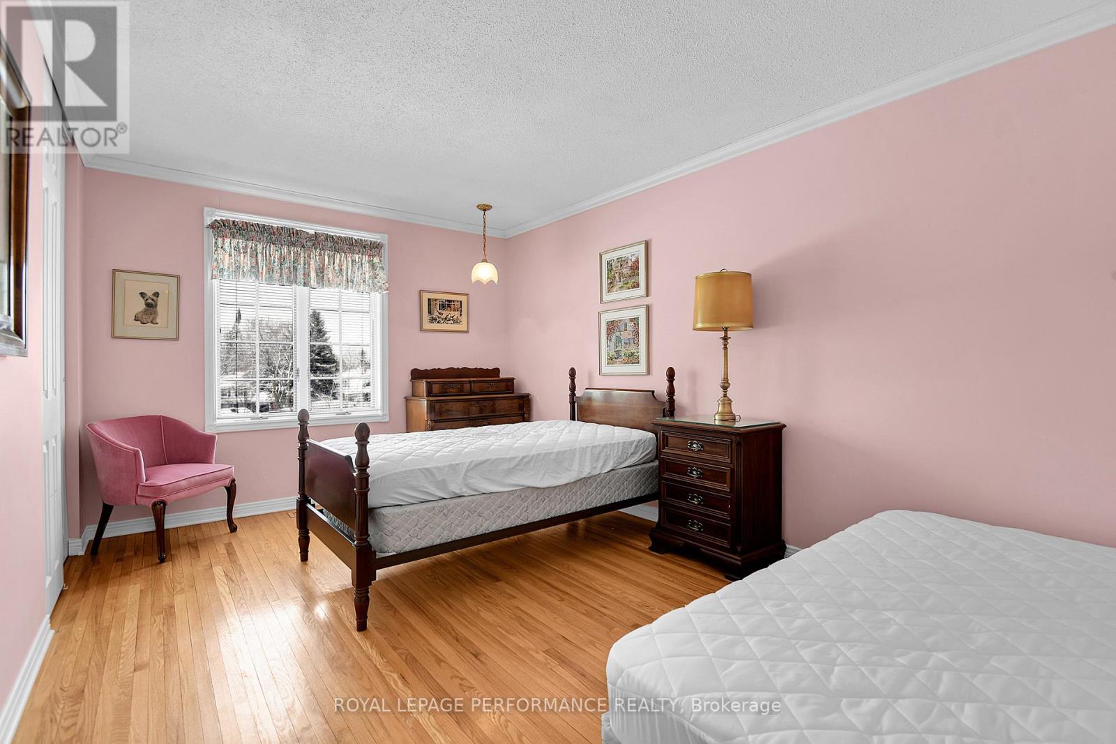 15 Woodfern Court, Ottawa, Ontario  K2H 8Y9 - Photo 25 - X12897204