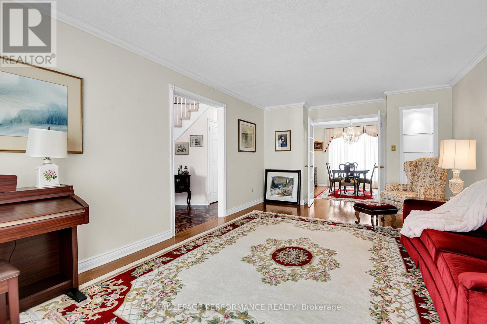 15 Woodfern Court, Ottawa, Ontario  K2H 8Y9 - Photo 7 - X12897204