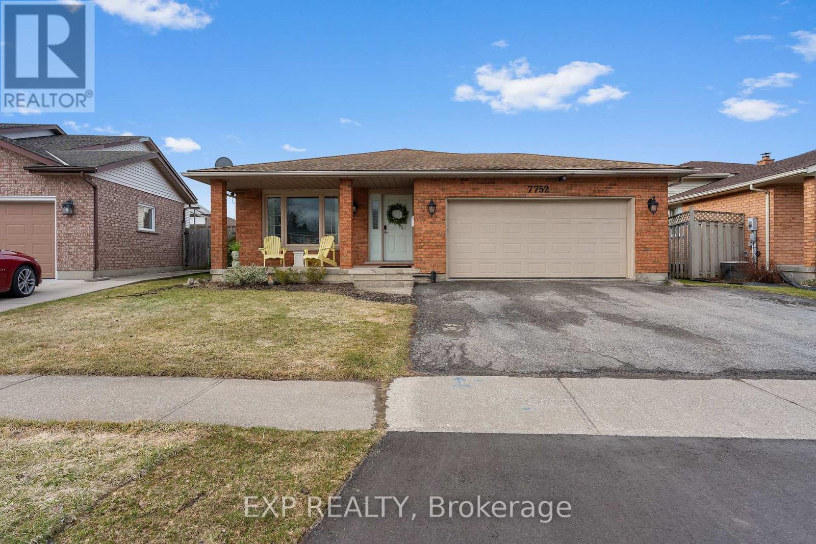 7752 Preakness Street, Niagara Falls, Ontario  L2H 2Y4 - Photo 2 - X12897210