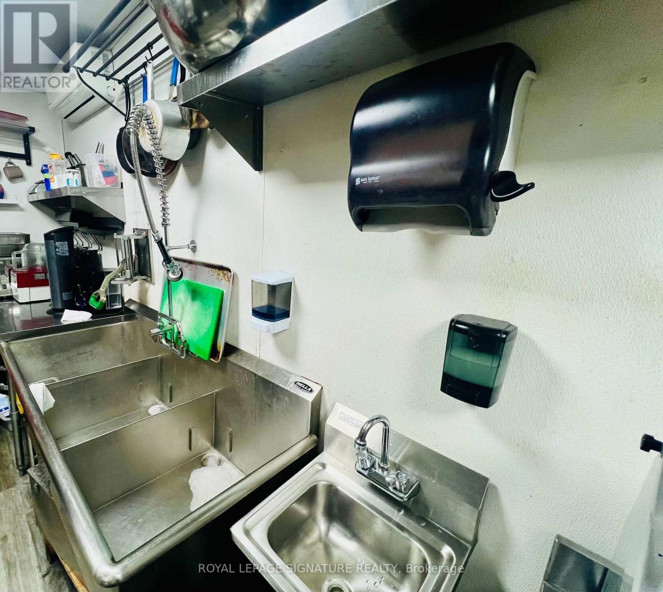 1132 Queen Street W, Toronto (Little Portugal), Ontario  M6J 1J3 - Photo 13 - C12897214