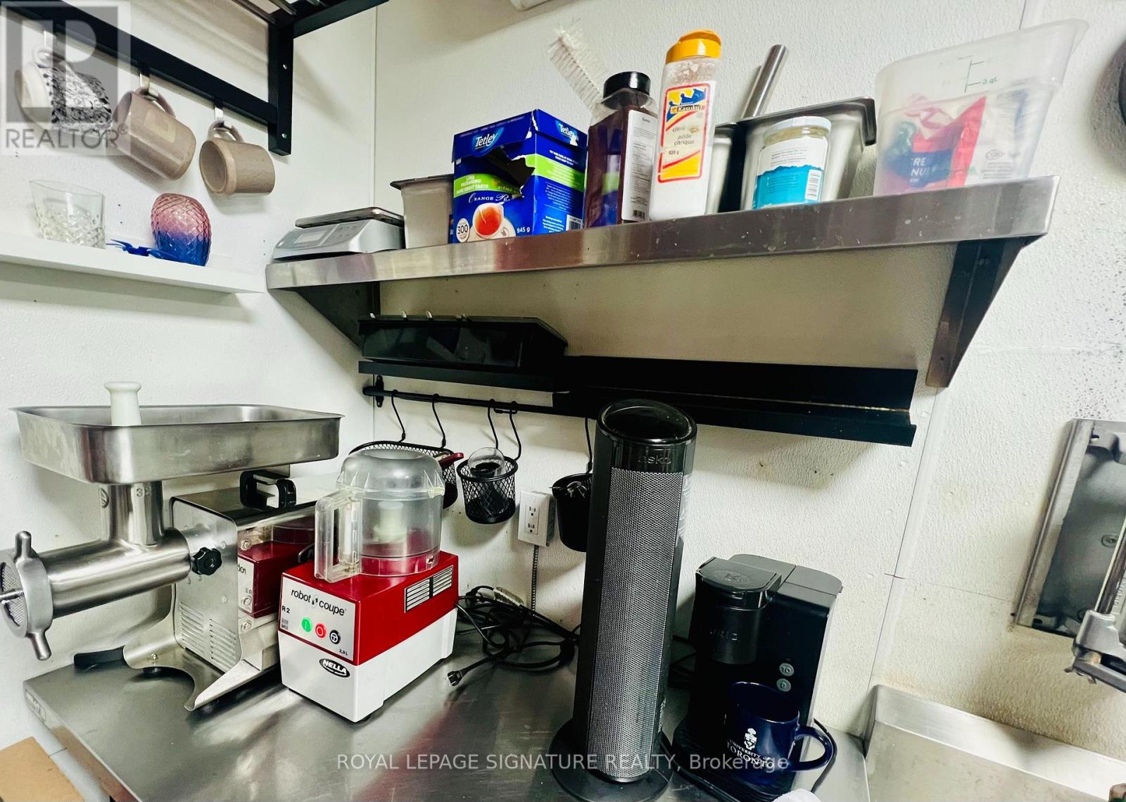 1132 Queen Street W, Toronto (Little Portugal), Ontario  M6J 1J3 - Photo 14 - C12897214