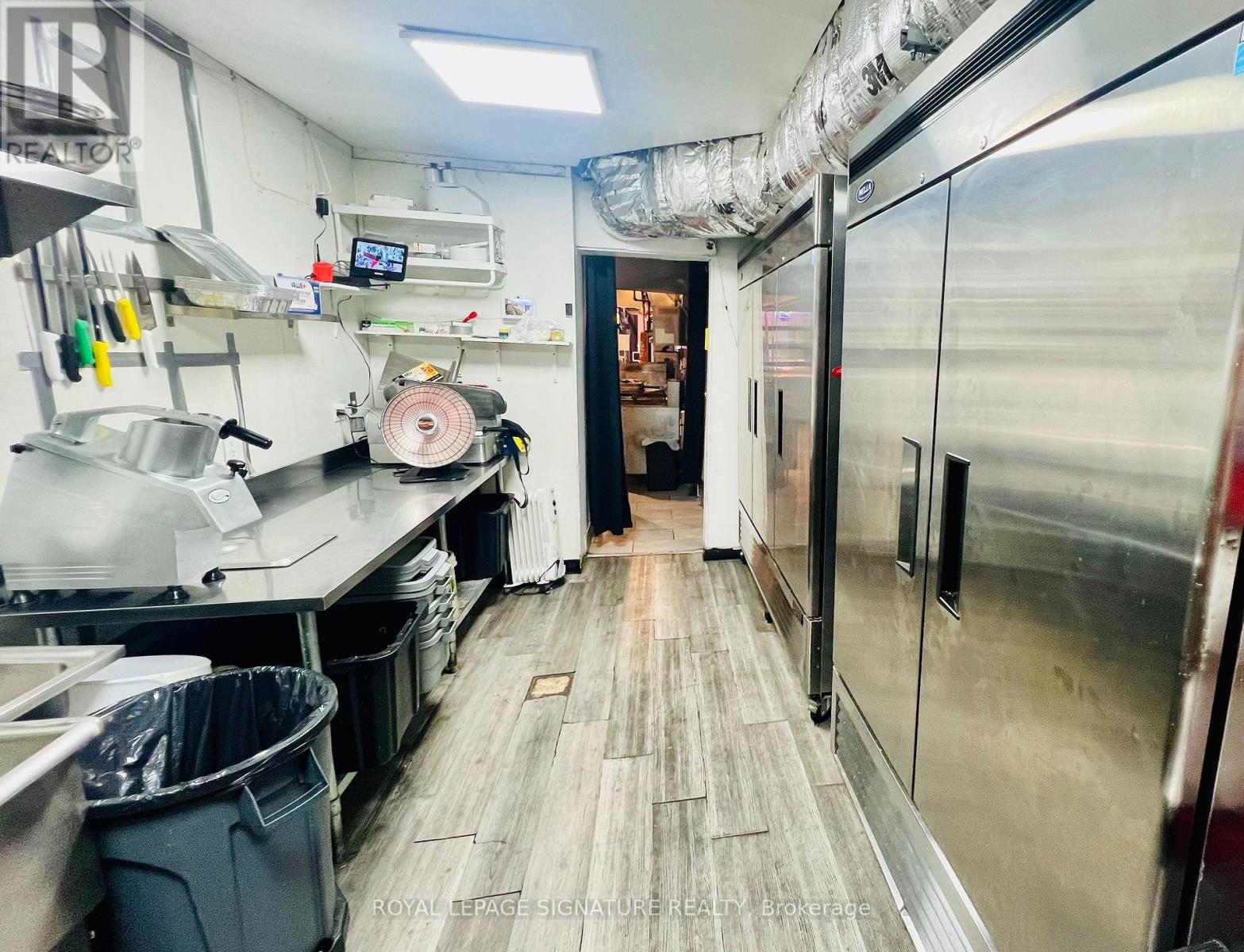 1132 Queen Street W, Toronto (Little Portugal), Ontario  M6J 1J3 - Photo 16 - C12897214