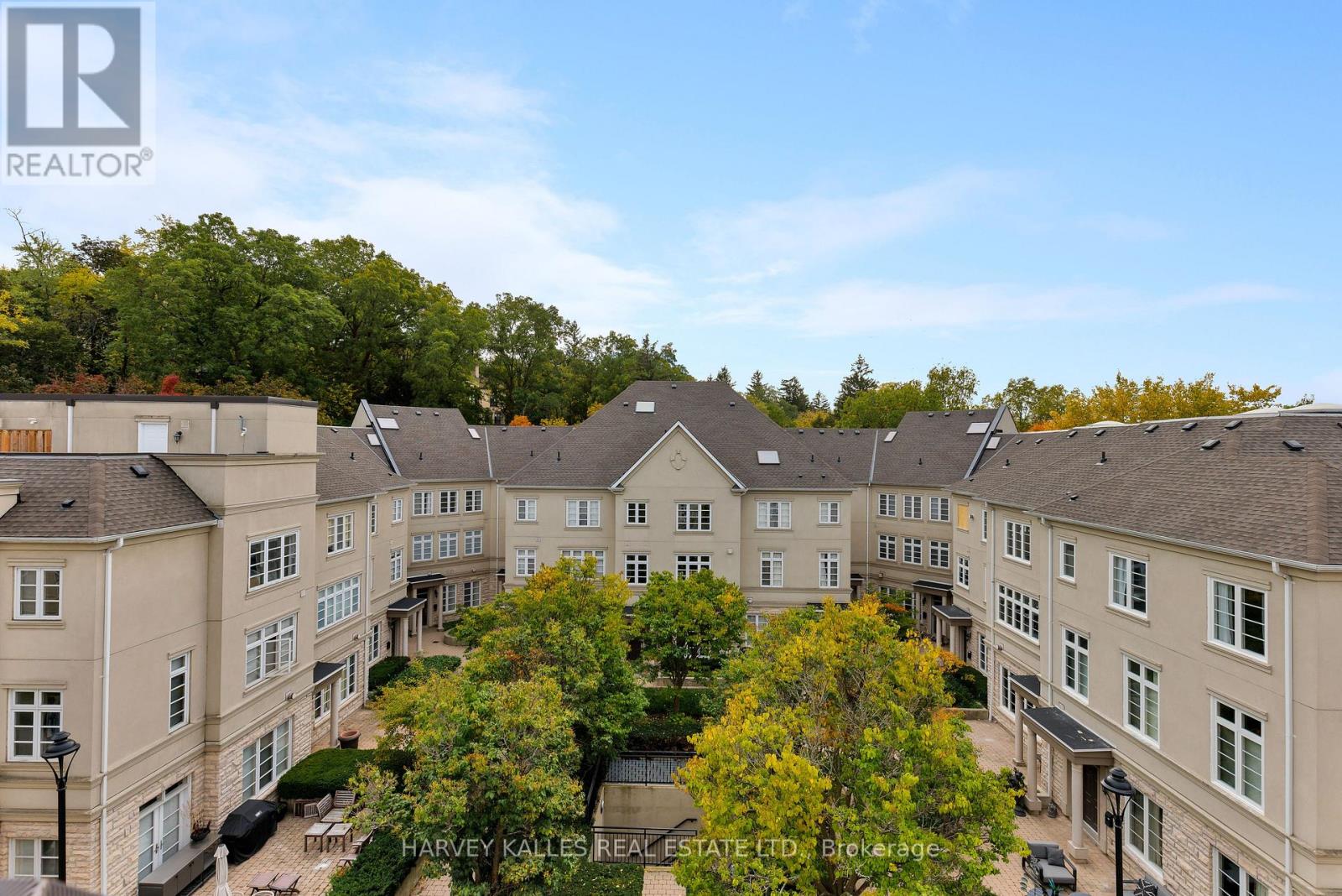 304 - 51 YORK MILLS ROAD, Toronto, Ontario