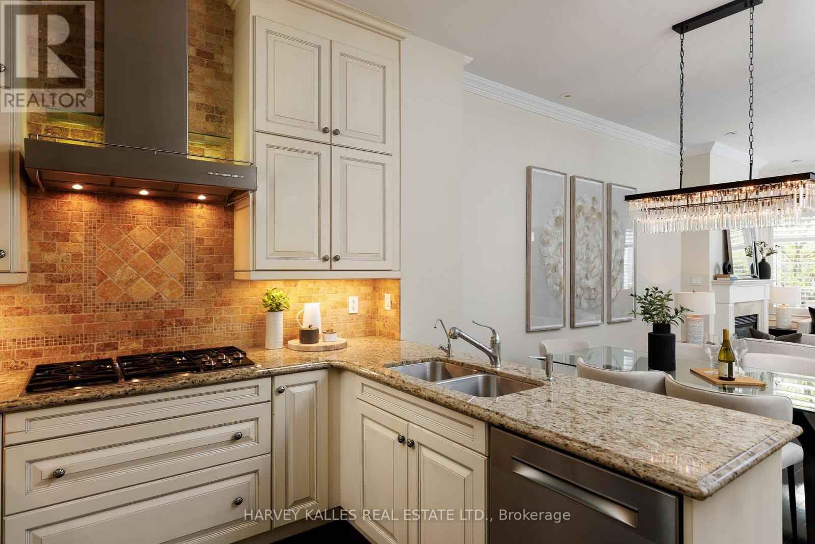 304 - 51 York Mills Road, Toronto, Ontario  M2P 1B6 - Photo 16 - C12897272