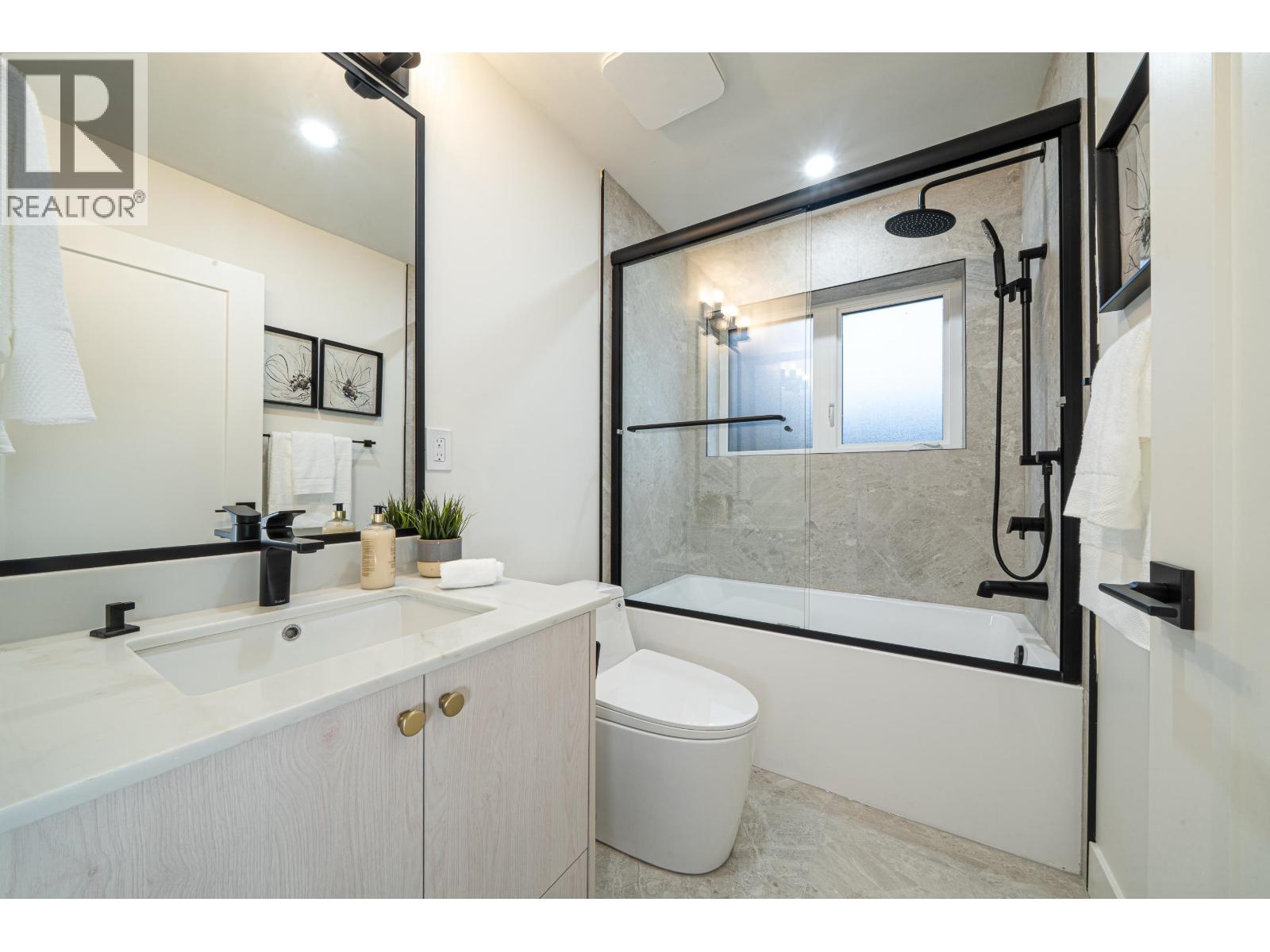 3462 Welwyn Street, Vancouver, British Columbia  V5N 3Y7 - Photo 25 - R3101210