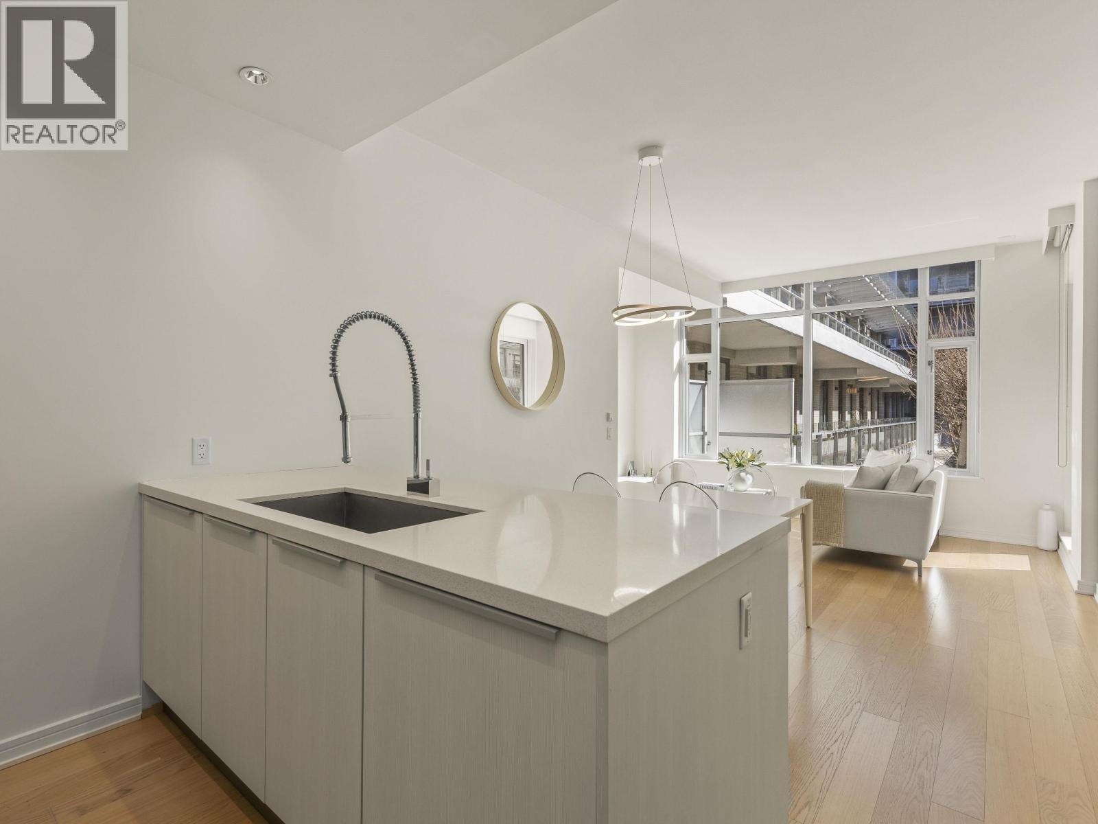 407 77 Walter Hardwick Avenue, Vancouver, British Columbia  V5Y 0C6 - Photo 9 - R3101225