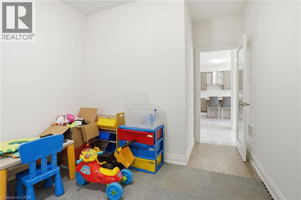 7 Grierson Trail, Waterdown, Ontario  L8B 1Z7 - Photo 17 - 40813325