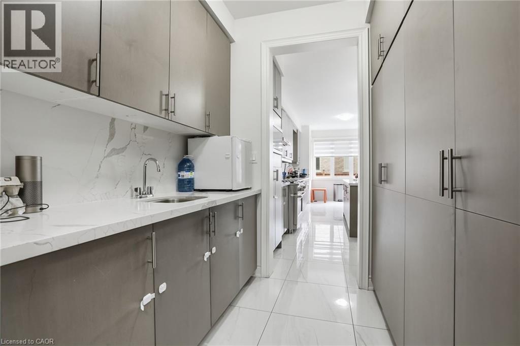 7 Grierson Trail, Waterdown, Ontario  L8B 1Z7 - Photo 7 - 40813325