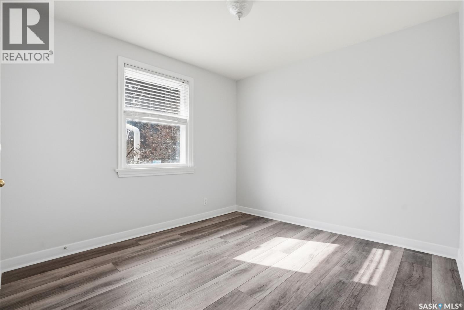 1501 Wiggins Avenue S, Saskatoon, Saskatchewan  S7H 2J7 - Photo 5 - SK030497