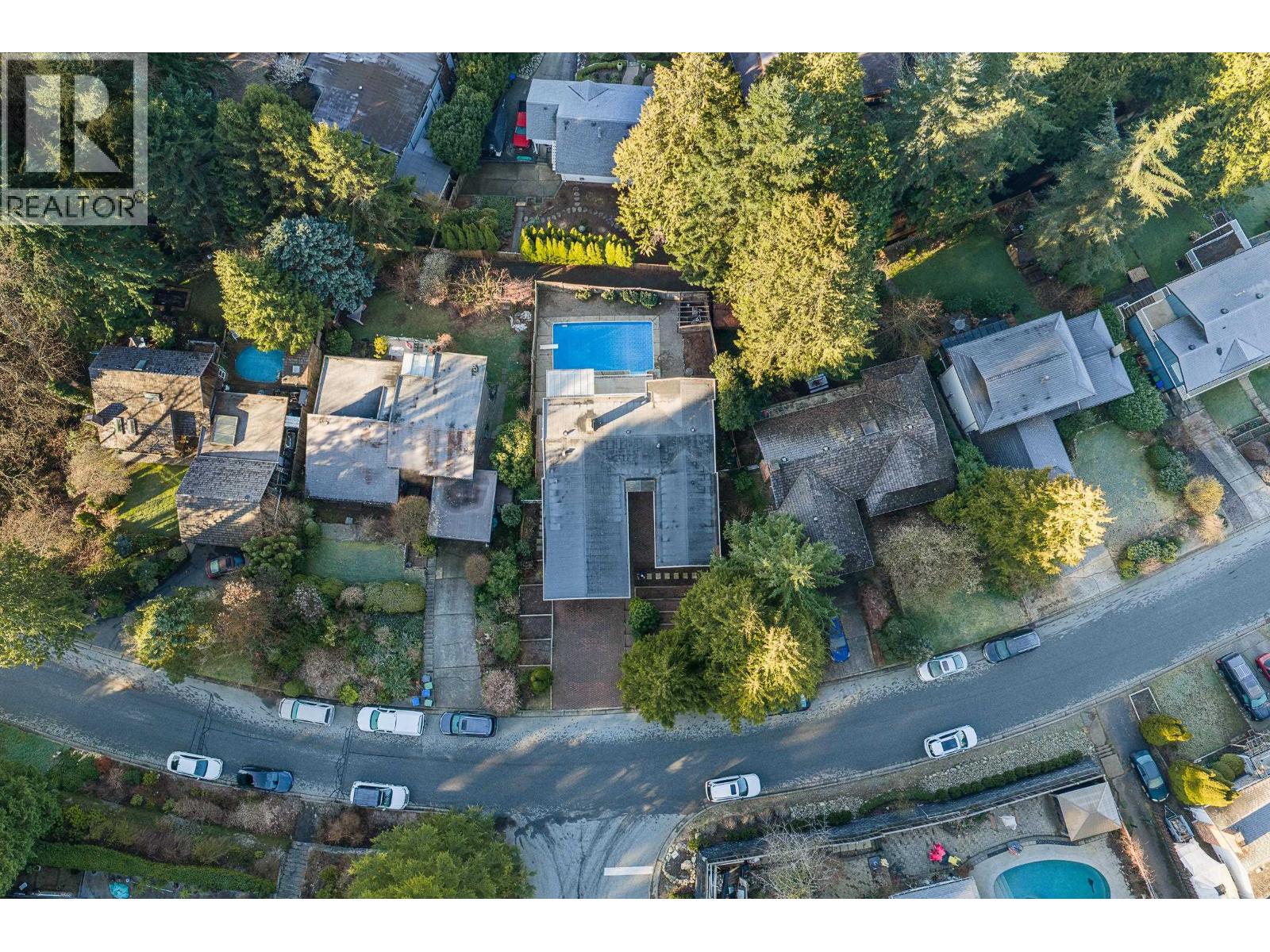 148 Roe Drive, Port Moody, British Columbia  V3H 3M8 - Photo 37 - R3101240