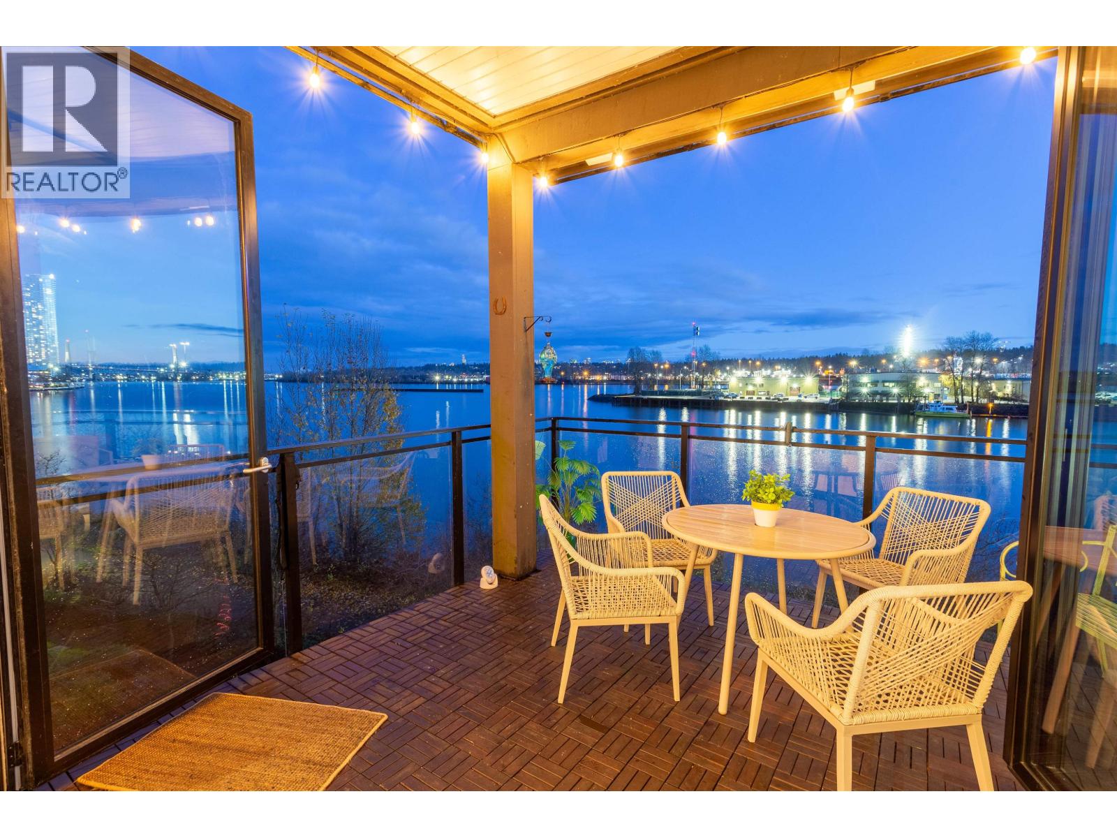 309 220 Salter Street, New Westminster, British Columbia  V3M 0H4 - Photo 9 - R3100013