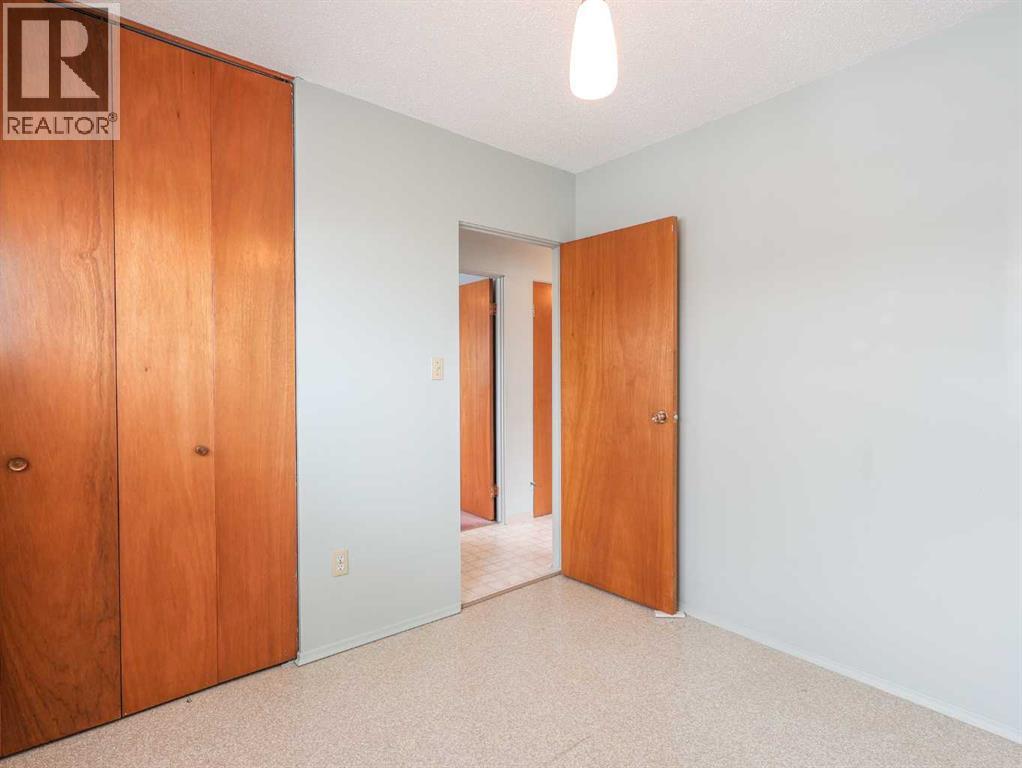 5718 40 Avenue, Stettler, Alberta  T4K 1H6 - Photo 20 - A2290132