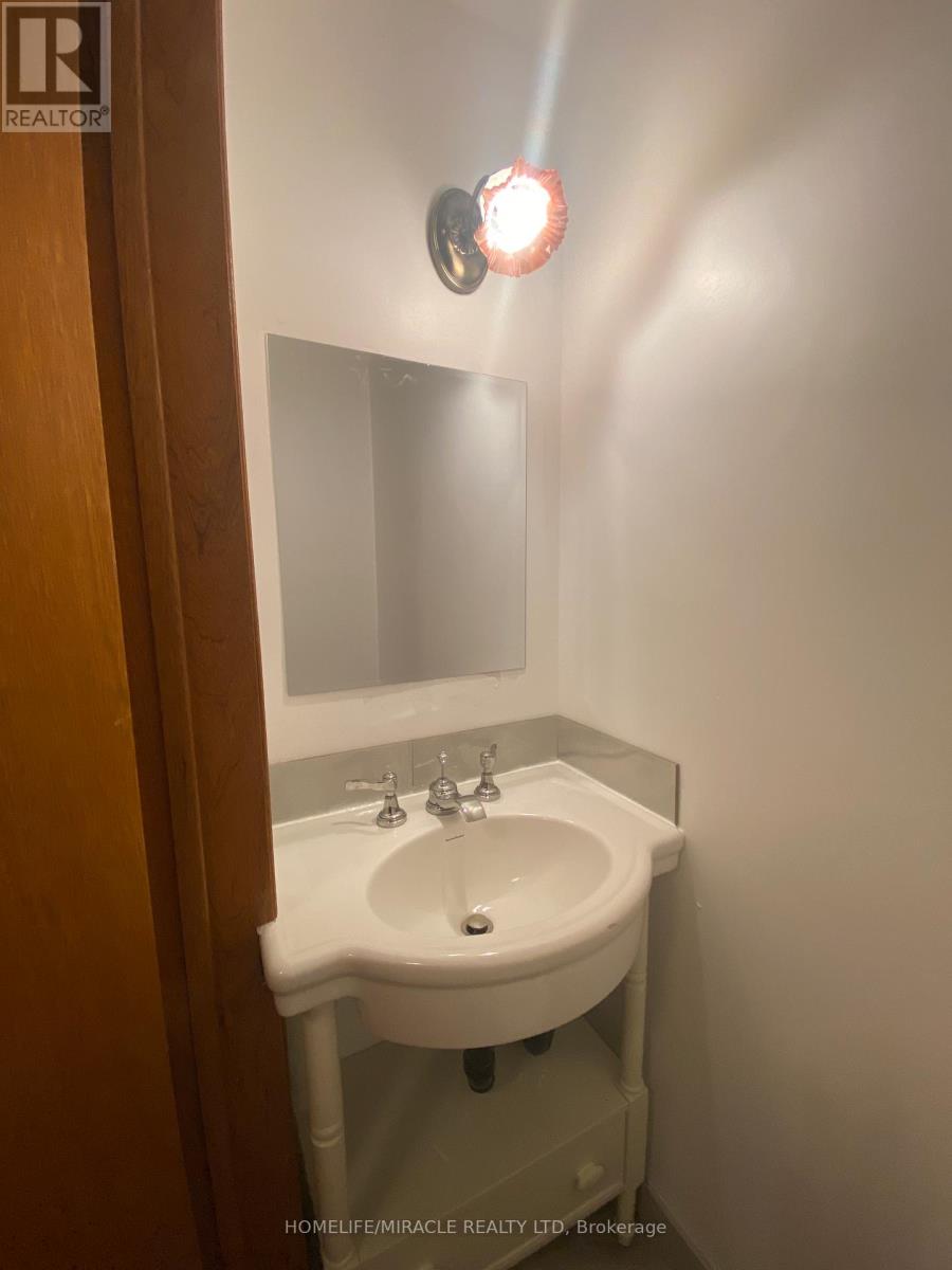 97 Reidmount Avenue, Toronto, Ontario  M1S 1B6 - Photo 16 - E12885484