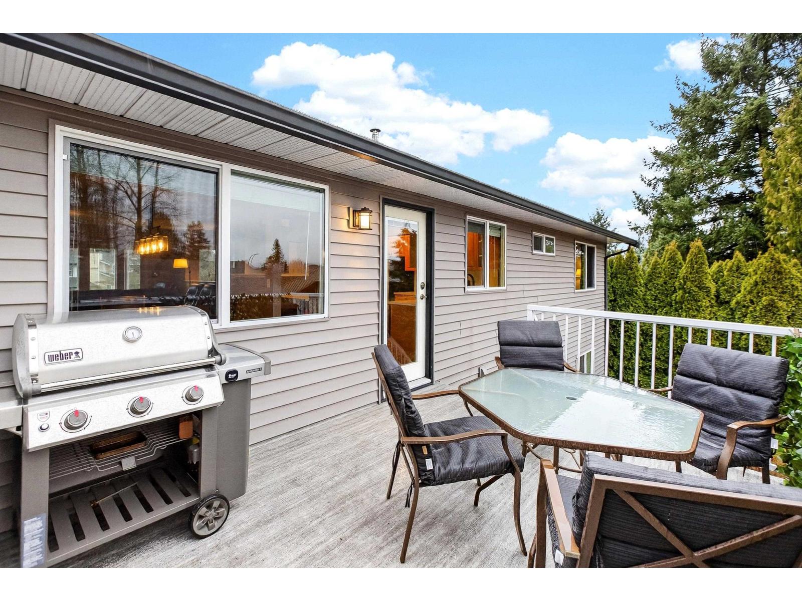 9382 209b Street, Langley, British Columbia  V1M 1R8 - Photo 16 - R3100230