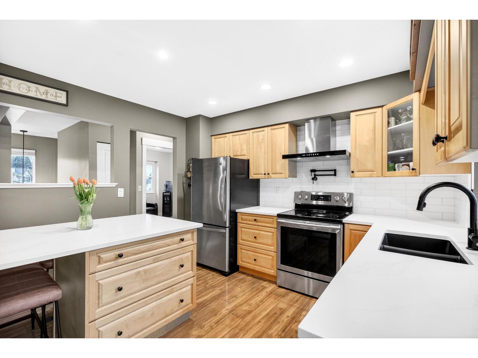 9382 209b Street, Langley, British Columbia  V1M 1R8 - Photo 7 - R3100230