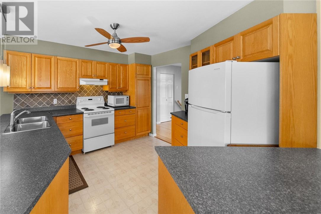 333 Belanger Street, Sturgeon Falls, Ontario  P2B 3C5 - Photo 10 - 2126846