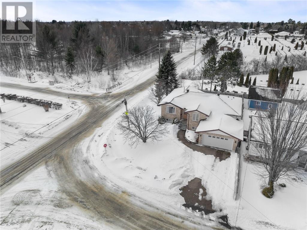 333 Belanger Street, Sturgeon Falls, Ontario  P2B 3C5 - Photo 52 - 2126846