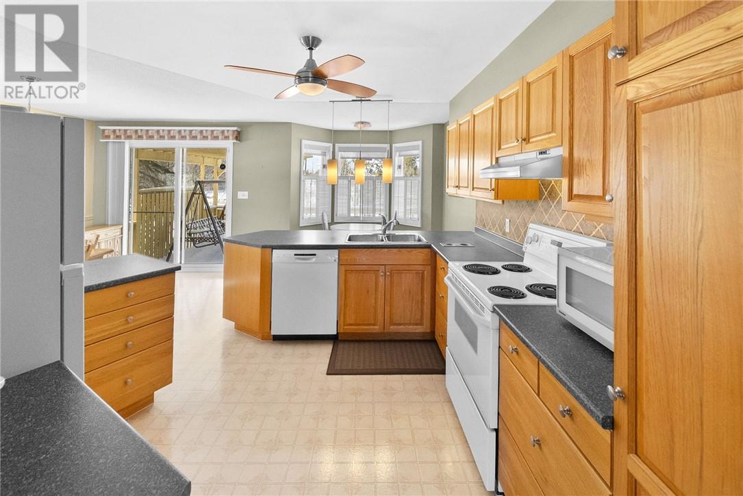 333 Belanger Street, Sturgeon Falls, Ontario  P2B 3C5 - Photo 7 - 2126846