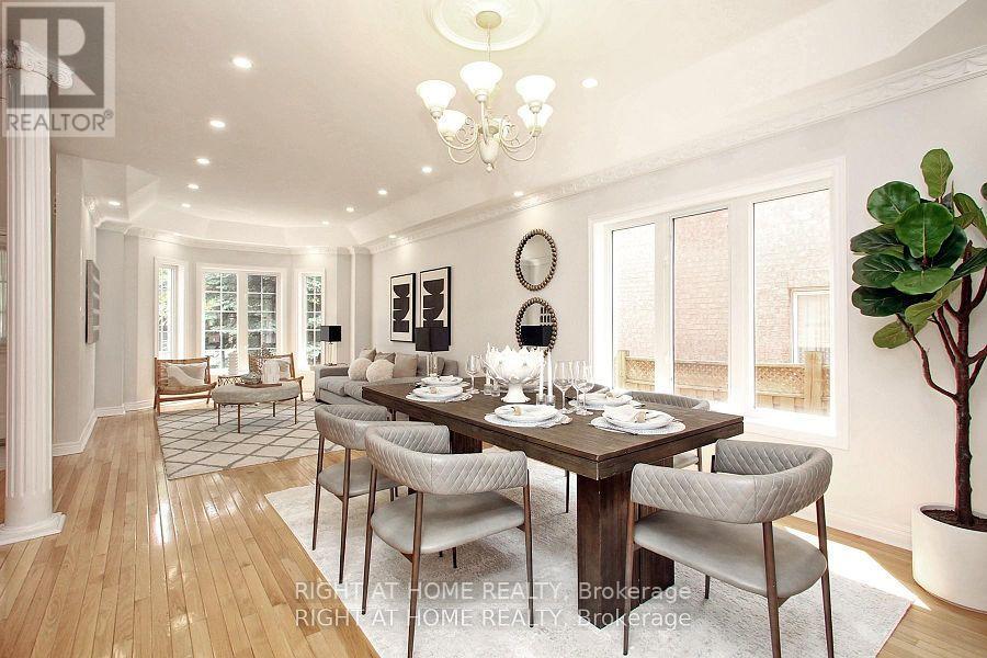 6 Pembrooke Road, Markham, Ontario  L6C 2L2 - Photo 5 - N12897252