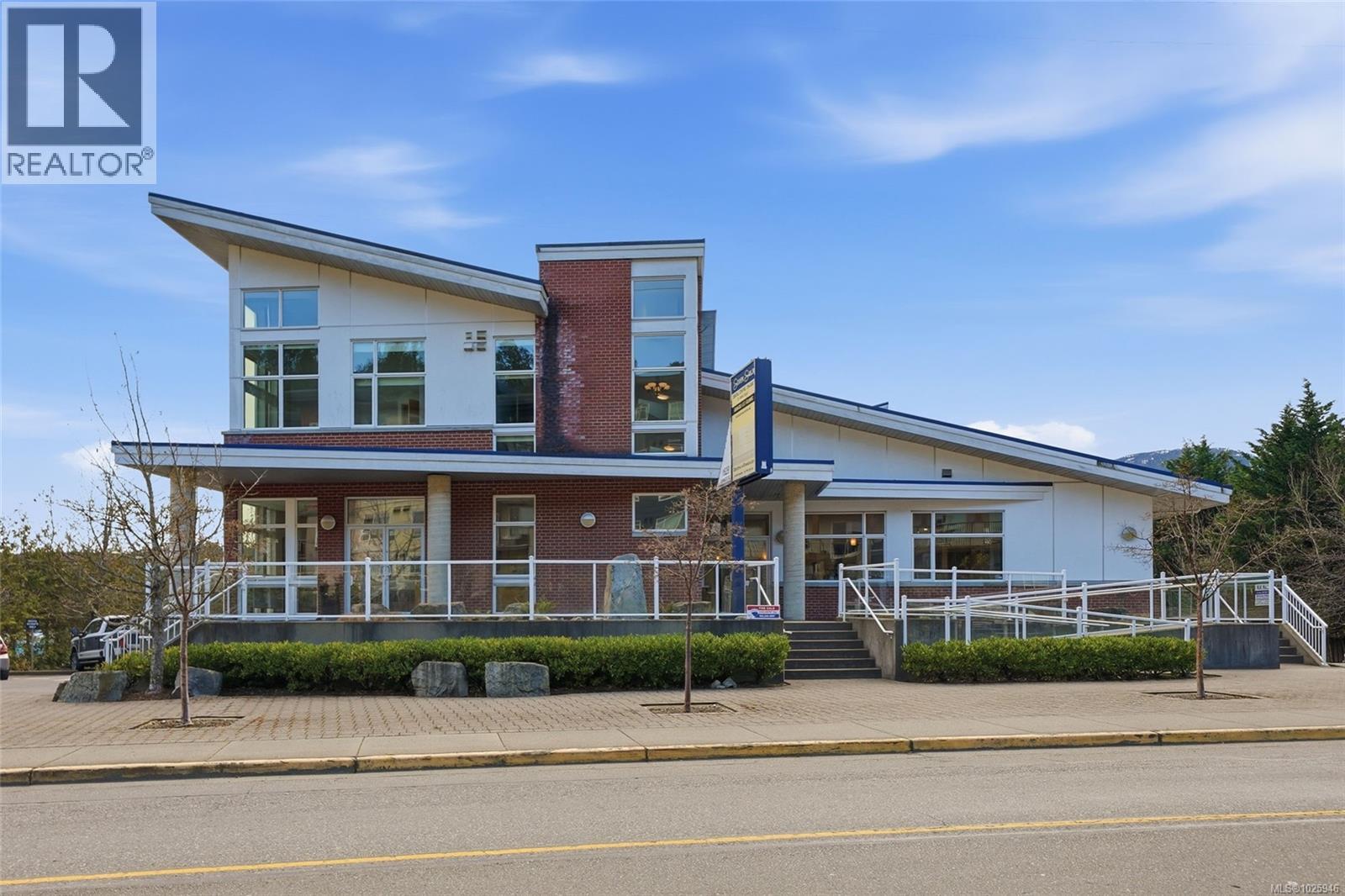 201 1629 Townsite Rd, Nanaimo, British Columbia