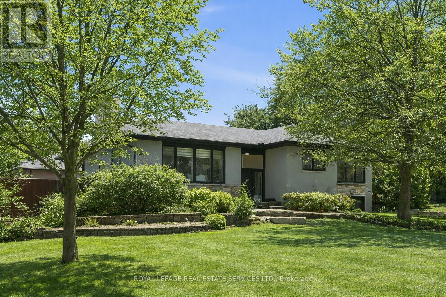 1151 Sarta Road, Oakville, Ontario  L6L 2P1 - Photo 3 - W12897184