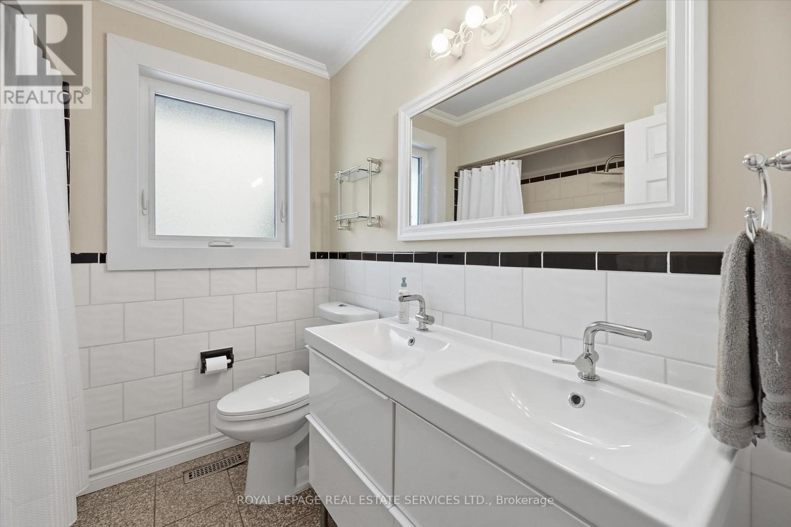 1151 Sarta Road, Oakville, Ontario  L6L 2P1 - Photo 34 - W12897184